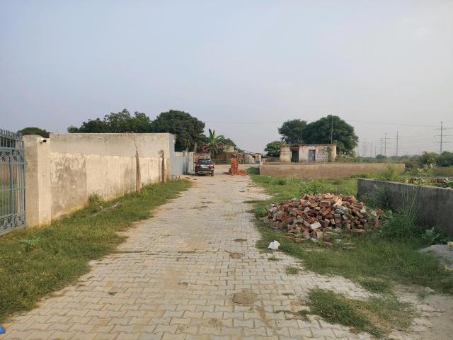 Residential Plot in Noida Extension for resale Greater Noida. The reference number is 21121500