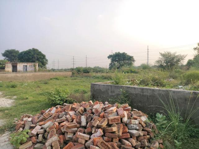 Residential Plot in Noida Extension for resale Greater Noida. The reference number is 21121629