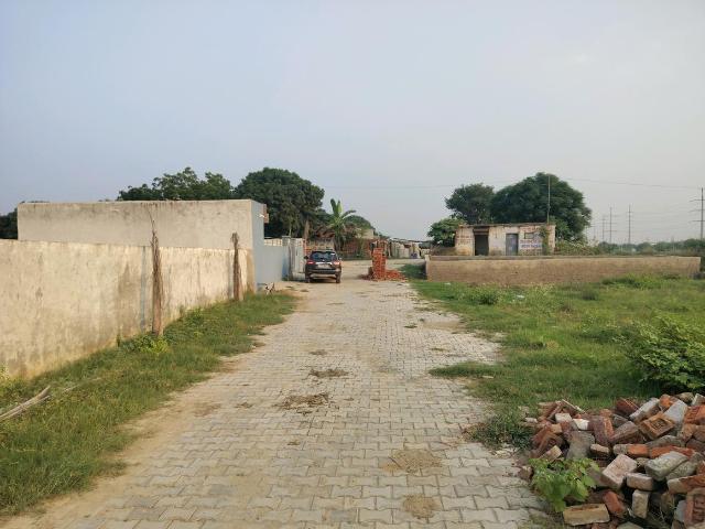 Residential Plot in Noida Extension for resale Greater Noida. The reference number is 21121636