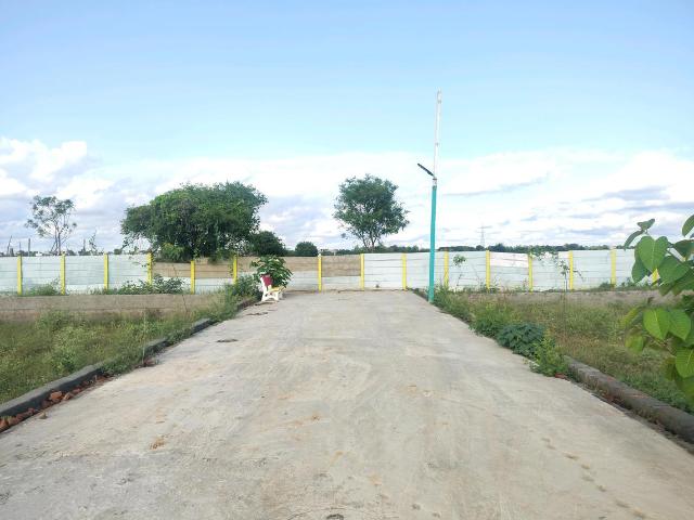 Residential Plot in Bhanauta for resale Greater Noida. The reference number is 21192037