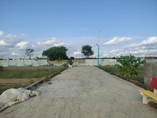 Residential Plot in Bhanauta for resale Greater Noida. The reference number is 21192053