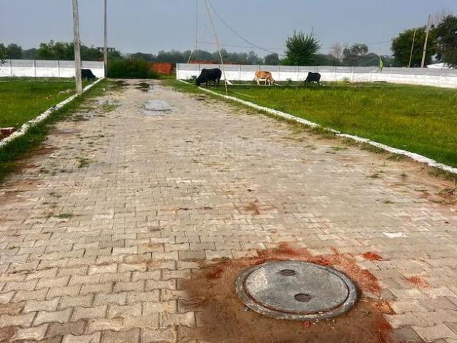 Residential Plot in Noida Extension for resale Greater Noida. The reference number is 21286704
