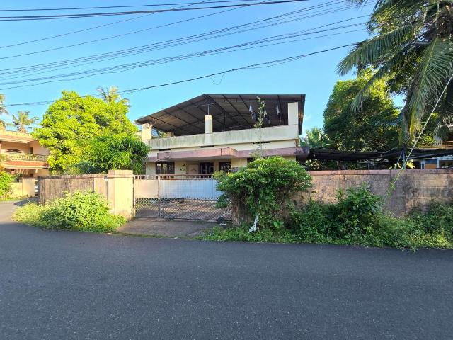 Residential Plot in North Parvur for resale Kochi. The reference number is 19501463