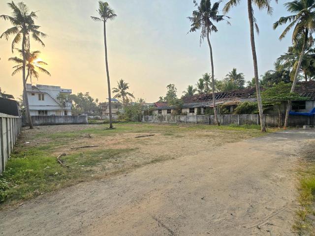 Residential Plot in North Parvur for resale Kochi. The reference number is 19581225