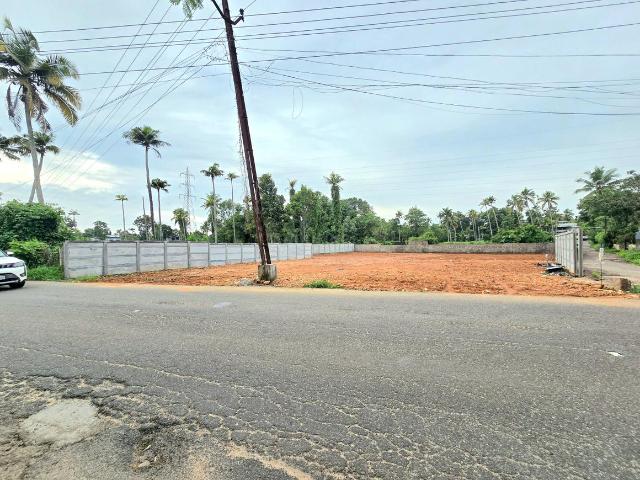Residential Plot in North Parvur for resale Kochi. The reference number is 21199747