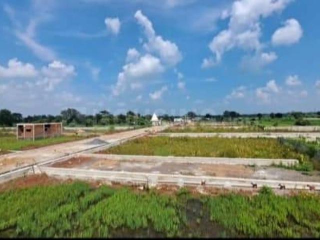 Residential Plot in Old Dhamtari Road for resale Raipur. The reference number is 18984432