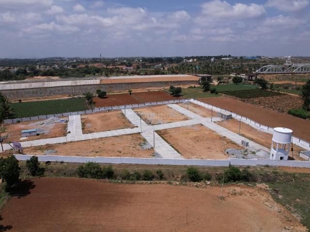 Residential Plot in Old Rayakottah Hudco for resale Hosur. The reference number is 21268738