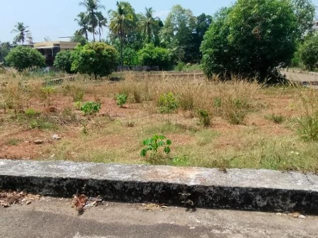 Residential Plot in Ollur for resale Thrissur. The reference number is 19801723
