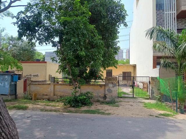 Residential Plot in Omicron III for resale Greater Noida. The reference number is 17489652