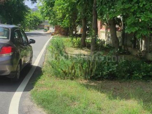 Residential Plot in Omicron III for resale Greater Noida. The reference number is 19156592