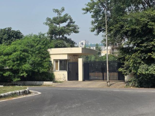 Residential Plot in Omicron III for resale Greater Noida. The reference number is 21266315