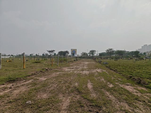 Residential Plot in Oragadam Industrial Corridor for resale Chennai. The reference number is 19384793