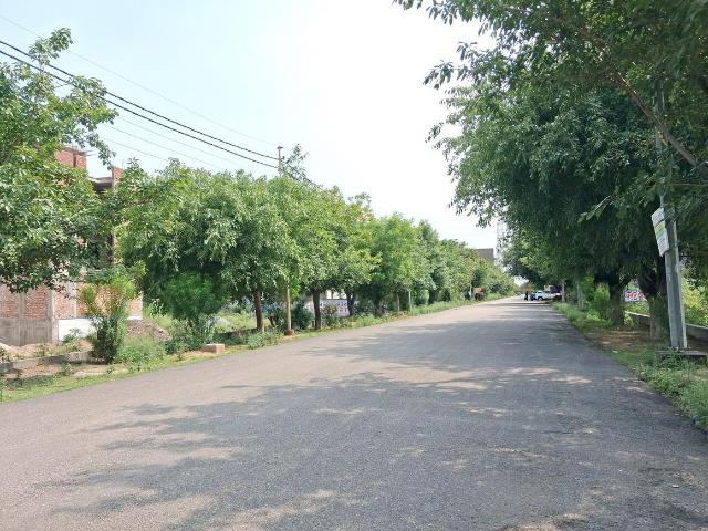 Residential Plot in Aurangabad for resale Noida. The reference number is 20633886