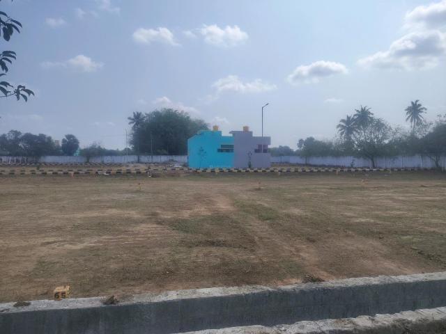 Residential Plot in Avadi for resale Chennai. The reference number is 13147095