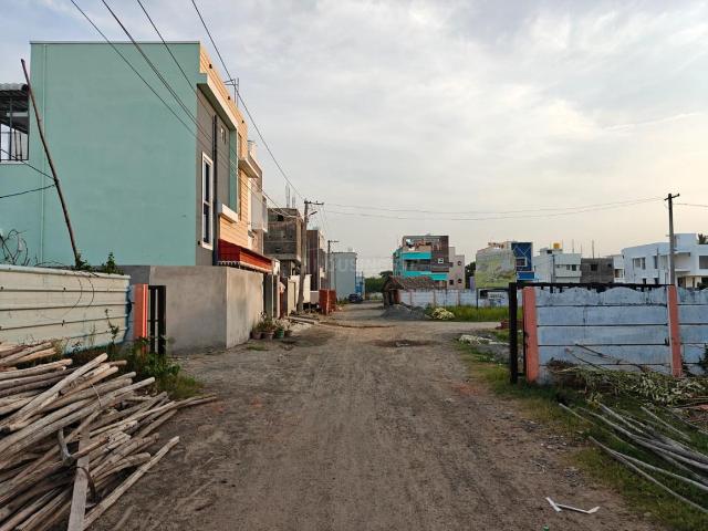 Residential Plot in Avadi for resale Chennai. The reference number is 21286098