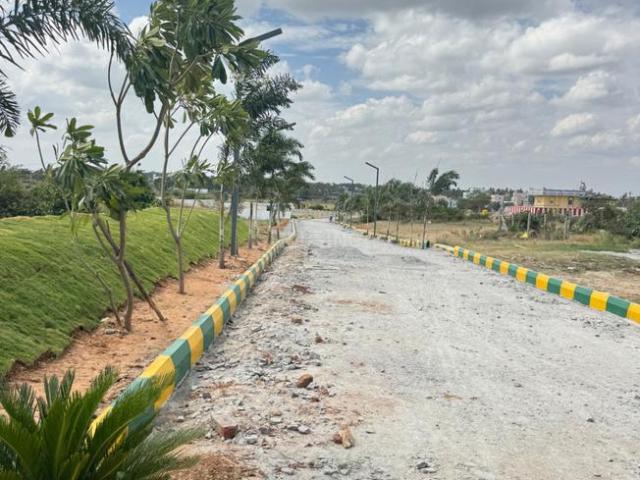 Residential Plot in Avalapalli for resale Hosur. The reference number is 20619523
