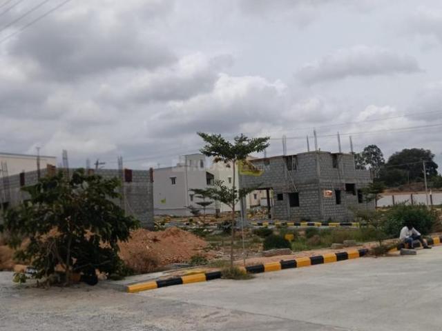 Residential Plot in Avalapalli for resale Hosur. The reference number is 20949726