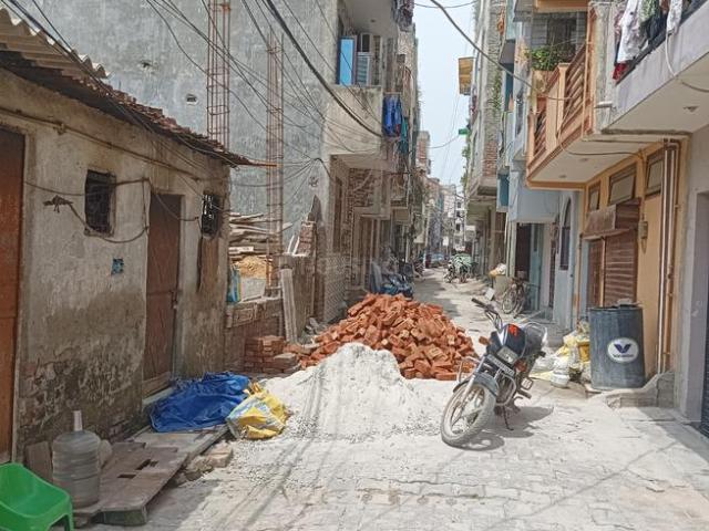 Residential Plot in Aya Nagar for resale New Delhi. The reference number is 21158918