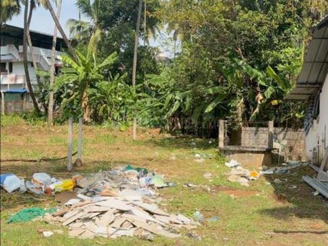 Residential Plot in Ayyanthole for resale Thrissur. The reference number is 19976612