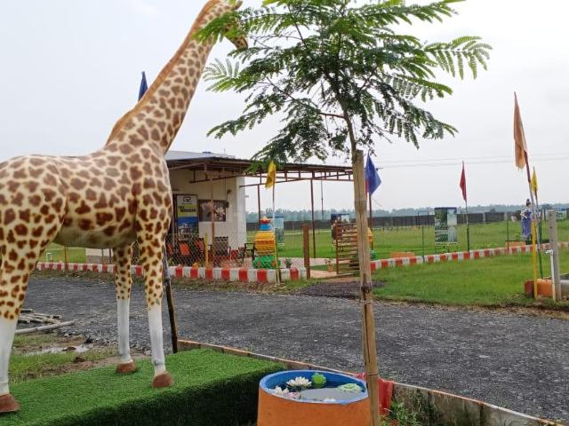 Residential Plot in A Zone for resale Durgapur. The reference number is 7683039