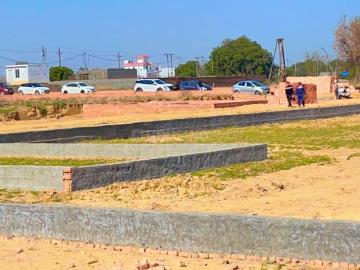 Residential Plot in Achheja for resale Greater Noida. The reference number is 18101321