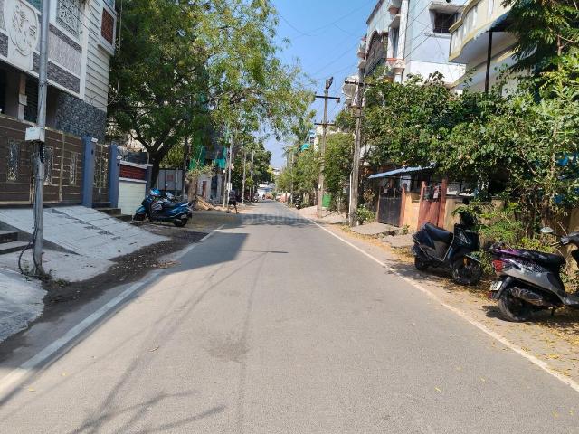 Residential Plot in Adambakkam for resale Chennai. The reference number is 19666536
