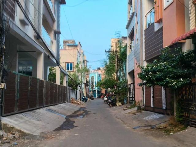 Residential Plot in Adambakkam for resale Chennai. The reference number is 19943584