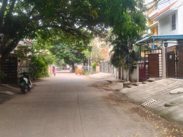 Residential Plot in Adambakkam for resale Chennai. The reference number is 21337489