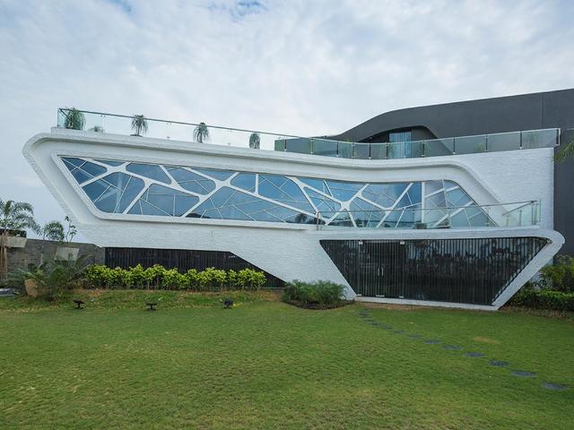 Residential Plot in Adalaj for resale Gandhinagar. The reference number is 18272121