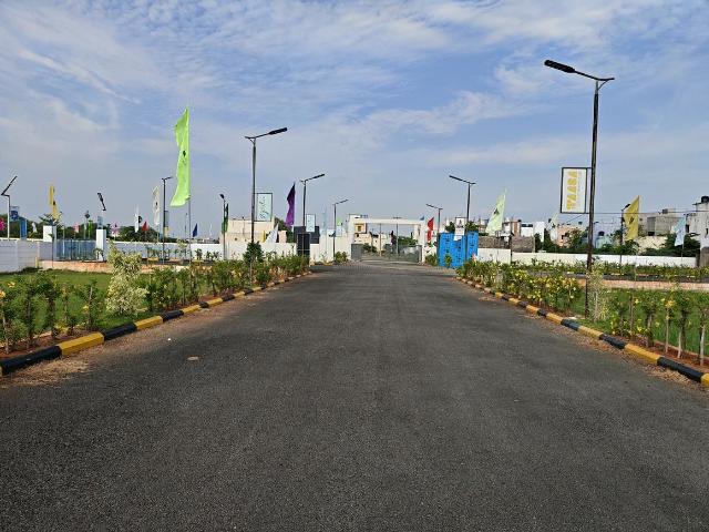 Residential Plot in Adhanur for resale Chennai. The reference number is 20504878