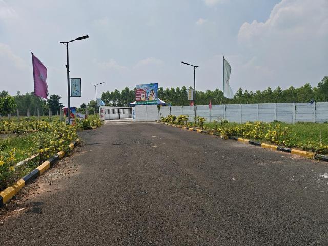 Residential Plot in Adhanur for resale Chennai. The reference number is 21201744
