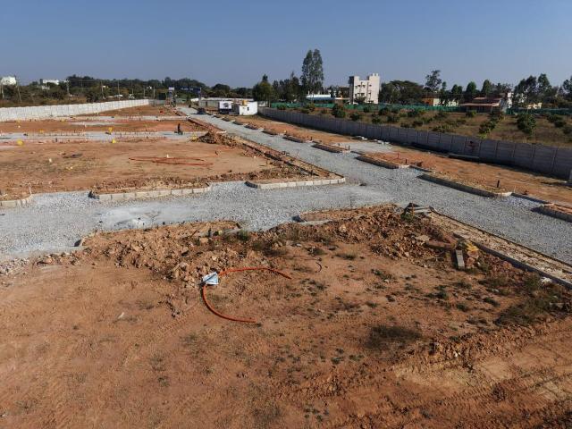 Residential Plot in Aduru for resale Bengaluru. The reference number is 20165411