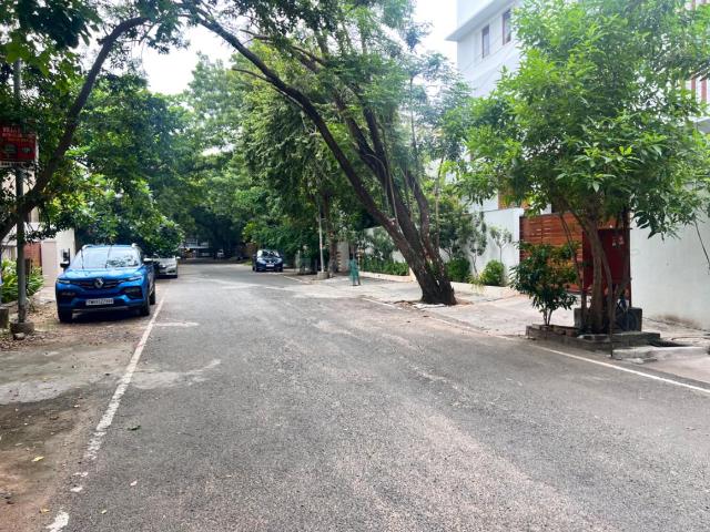 Residential Plot in Adyar for resale Chennai. The reference number is 13081942