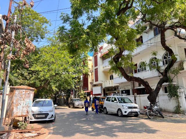 Residential Plot in Adyar for resale Chennai. The reference number is 17015357