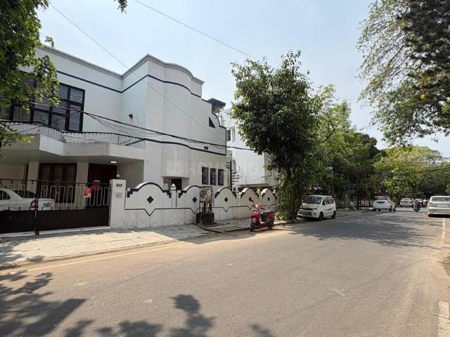 Residential Plot in Adyar for resale Chennai. The reference number is 21252231
