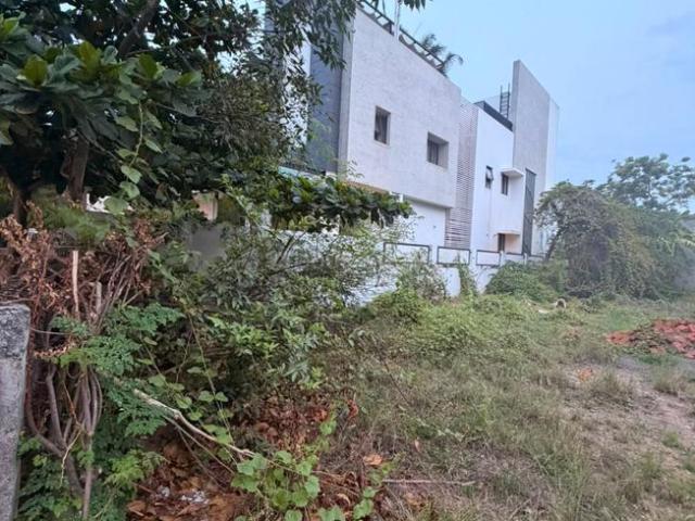 Residential Plot in Adyar for resale Chennai. The reference number is 21220308