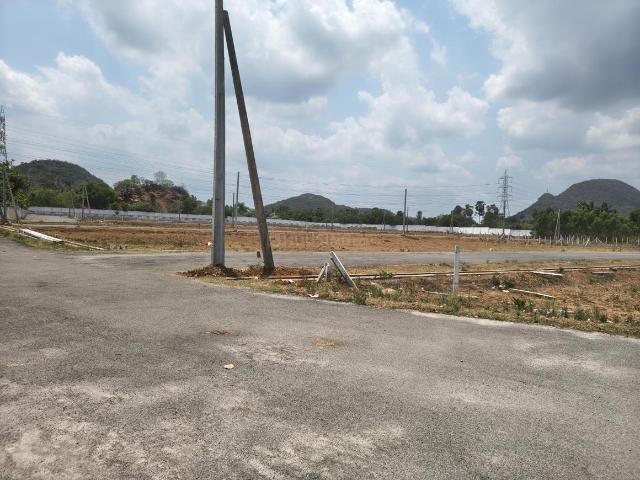 Residential Plot in Aganampudi for resale Visakhapatnam. The reference number is 20370298