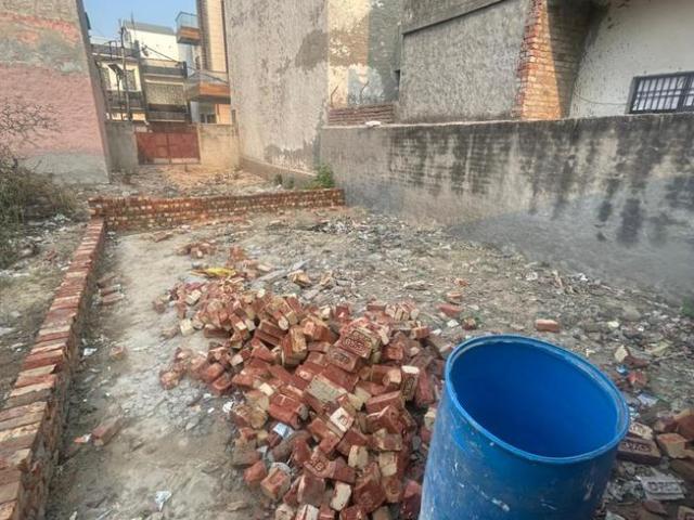 Residential Plot in Aggarwal Colony for resale Bahadurgarh. The reference number is 20406944
