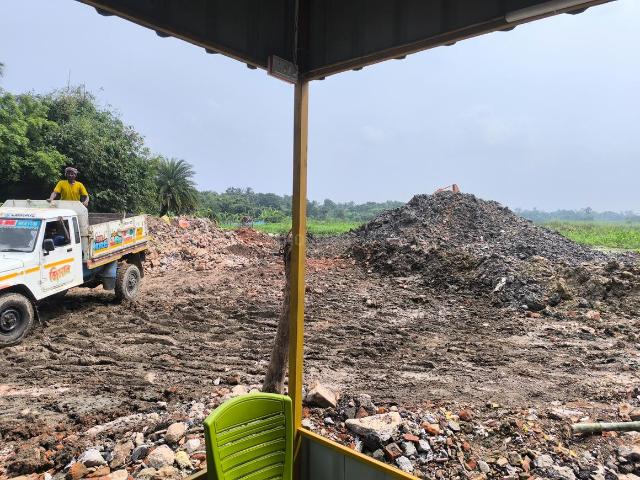 Residential Plot in Airport Gate No. 3 for resale Kolkata. The reference number is 18640949