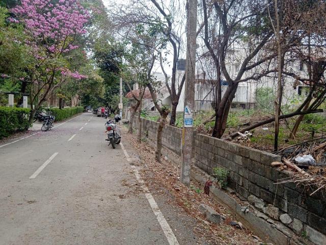 Residential Plot in Akshayanagar for resale Bengaluru. The reference number is 20180535