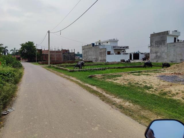 Residential Plot in Alambagh for resale Lucknow. The reference number is 17904313