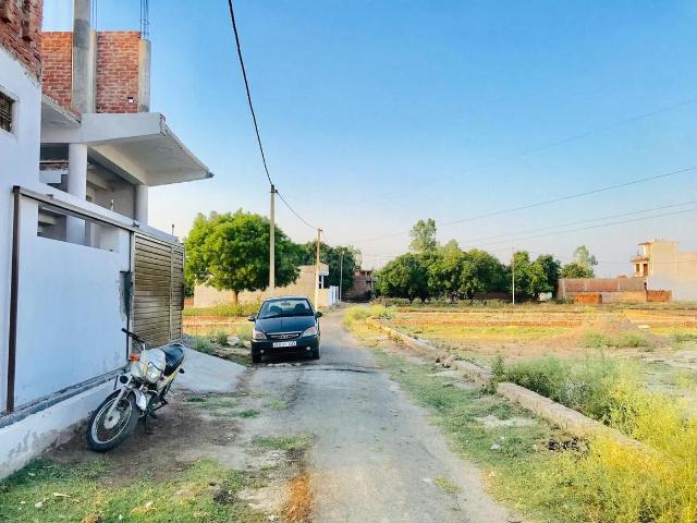 Residential Plot in Alambagh for resale Lucknow. The reference number is 19171514