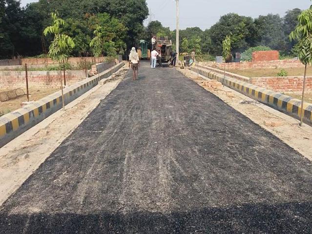 Residential Plot in Alambagh for resale Lucknow. The reference number is 20247152