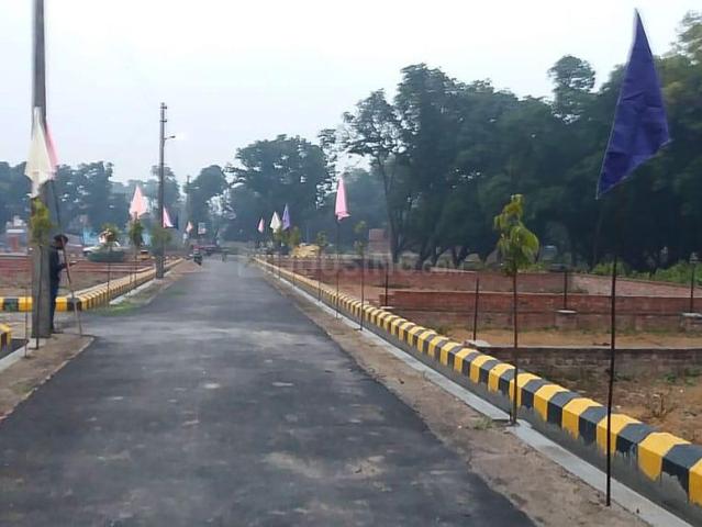 Residential Plot in Alambagh for resale Lucknow. The reference number is 20439057