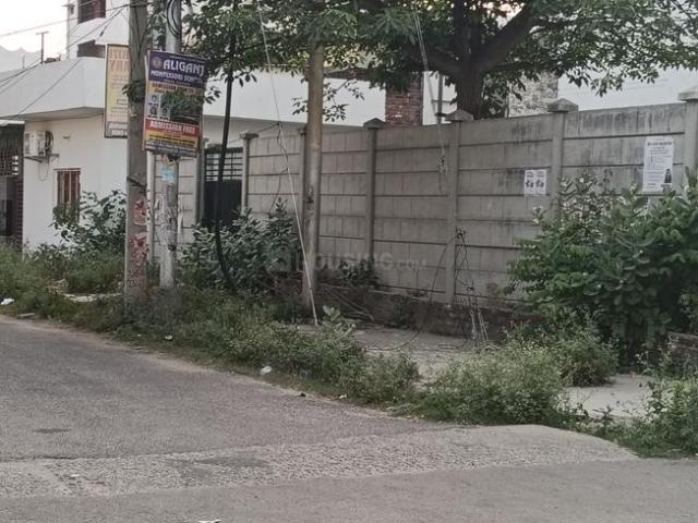 Residential Plot in Aliganj for resale Lucknow. The reference number is 20293628