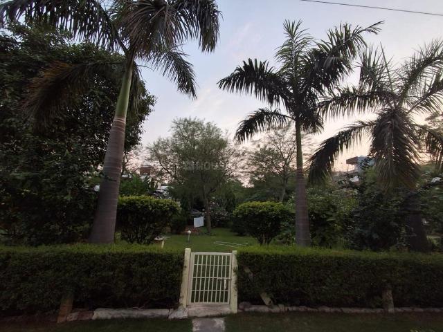 Residential Plot in Alpha I for resale Greater Noida. The reference number is 21235148