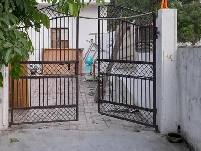 Residential Plot in Alpha II for resale Greater Noida. The reference number is 21028050