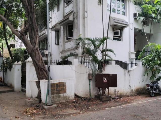Residential Plot in Alwarpet for resale Chennai. The reference number is 16962232