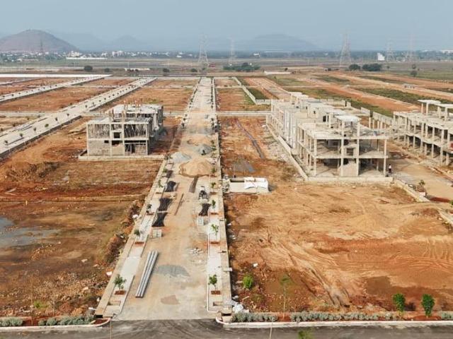 Residential Plot in Amaravati for resale Guntur. The reference number is 16812294