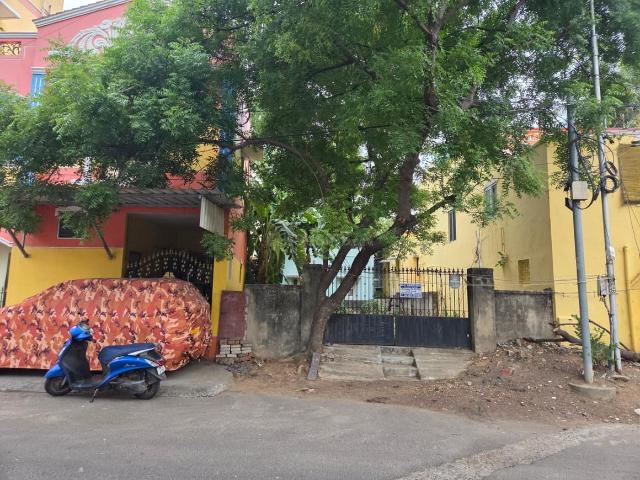 Residential Plot in Ambattur for resale Chennai. The reference number is 20576860
